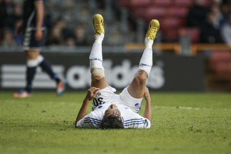 NEDTUR. For første gang i over et år fik Christian Bolanos og de øvrige FCK'ere ikke scoret i en hjemmekamp. Det skete i Superligaen senest 18. marts sidste år med 0-0 mod FC Midtjylland. 