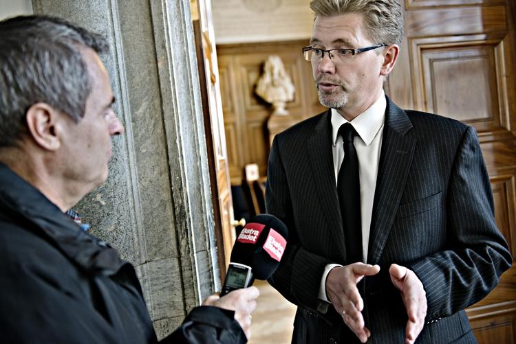 Byggerod. Overborgmester Frank Jensen (S) vil først have kortlagt generne for naboerne, inden Metrobyggeriet får lov til at larme i flere af døgnets timer. 