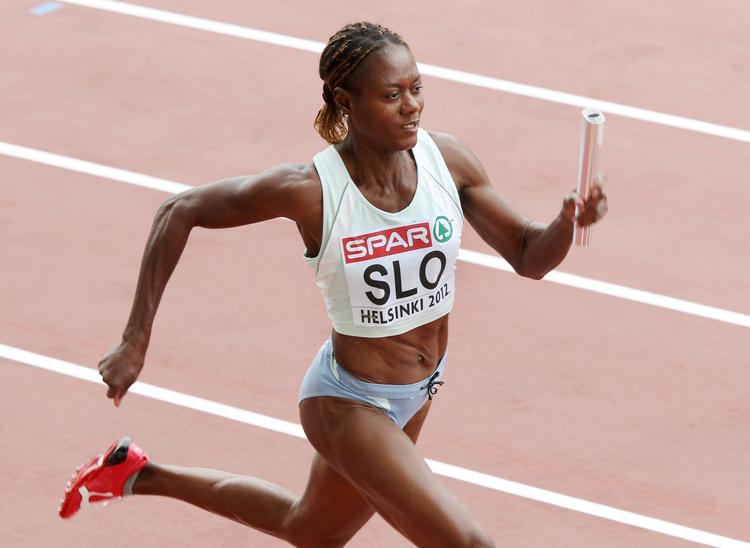 standhaftig. Alderen kan være svær at løbe fra, men Merlene Ottey før forsøget som her under EM i 2012. 
