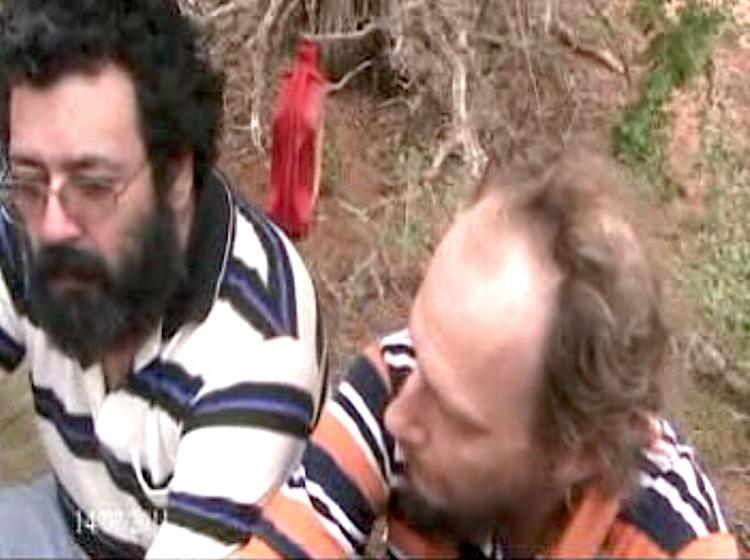 Fanget. De to danskere har været piraternes gidsler siden deres skib 'MS Leopard' blev kapret ud for Somalias kyst 12. januar 2011. 