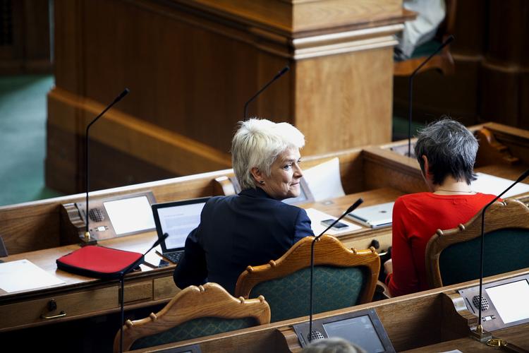 ÅRSMØDE. Annette Vilhelmsen (SF) skal i weekenden til sit første årsmøde som partiformand. 