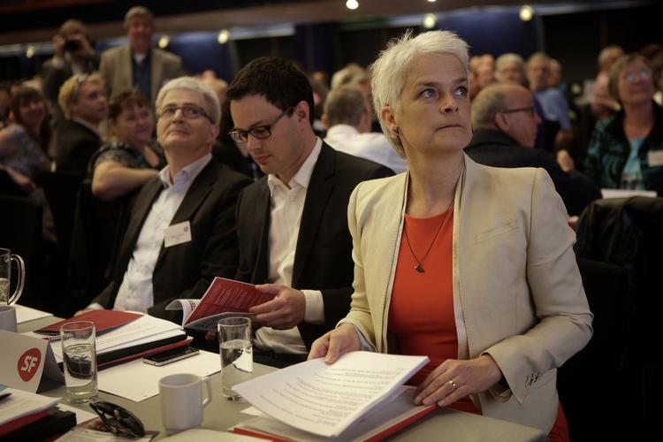 Dagpenge. Selv om hun fik bifald for sin kritik af den tidligere regerings halvering af dagpengeperioden, afviser Annette Vilhelmsen for at ændre aftalen. 