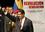Præsident Nicolás Maduro bebuder en gennemgang af sin egen og sine ministres lønninger. 