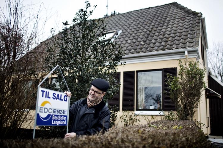 Usælgeligt. En række danskere er stadig ude af stand til at betale terminerne på deres bolig. 