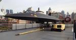 Et Blackbird-overlydsfly med New York som baggrund. 