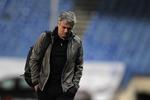 Real Madrids træner José Mourinho mangler ikke selvtillid. Men han er efterhånden blevet træt af de konstante kampe med spanske medier og et anstrengt forhold til nogle af holdets spillere. 