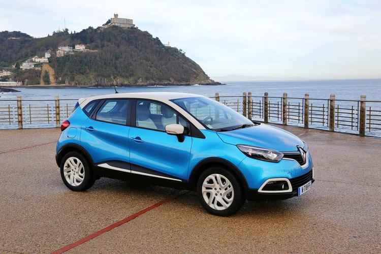 Alsidig. Renault Captur ser lidt offroadbarsk ud, men det er faktisk en praktisk familiebil. Foto: Renault 