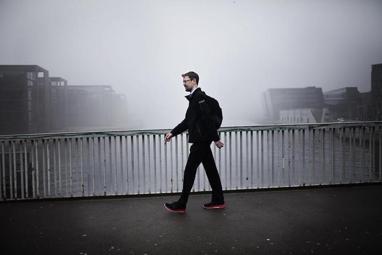 Uturn. Bankdirektøren gik ned i gear og slap fri af højt blodtryk. 