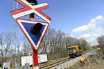 Undersøgelse. Havarikommisionen har ikke fundet fejl på jernbaneoverkørslen, hvor gårsdagens uhyggelige ulykke fandt sted. 
