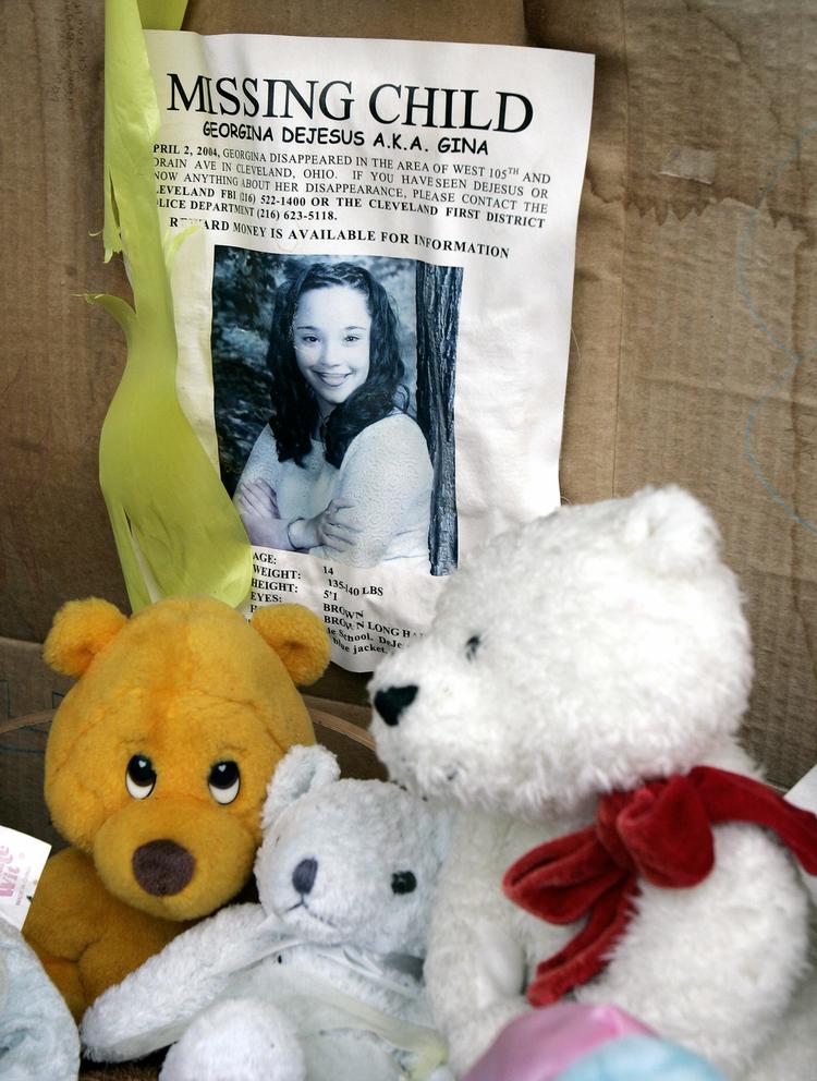 FORSVUNDET. Gina DeJesus har i ti år været forsvundet. Nu er hun sammen med Amanda Berry og Michelle Knight atter fri. 