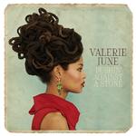 Stilsikker. Valerie June blander genrer som blues, soul, r'n'b og sågar country i inspirerende fusionering. 