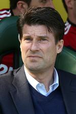 sejr. Swansea City-manager Michael Laudrup var godt tilfreds med igen at være tilbage i sejrherrens rolle efter en intens fight mod Wigan. 