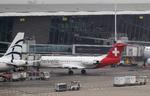 Kup. Det var inde på landingsbanen i Bruxelles' lufthavn, at en røverbande kørte op på siden af et fly og røvede en diamanttransport. 