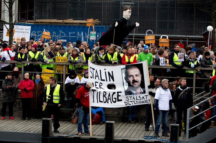 kamp. Knap har lærerne lidt nederlag i deres kamp med de kommunale  arbejdsgivere, før akademikerne i AC glæder sig over, at de går deres sejrsgang i kommuner og regioner. Arkivfoto: Finn Frandsen 