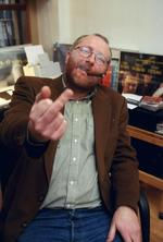 Provokatør. Ifølge bogen er Peter Aalbæks motto: 'Det er mig, der er chef her. Jeg kan gøre, hvad jeg vil' 