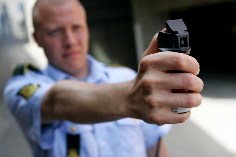 Peberspray. Politiklagemyndigheden har ikke nogen opgørelse over, hvor mange borgere som rent faktisk har henvendt sig på grund af peberspray, og det skyldes den måde, som myndigheden registrerer klagerne på 
