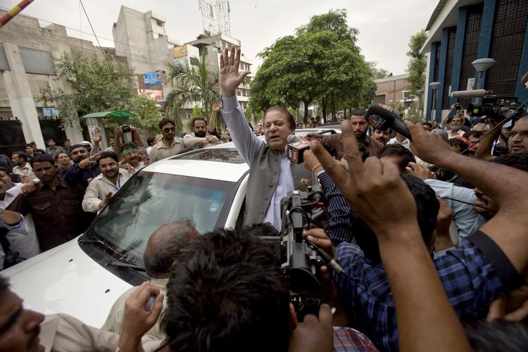 Vinder? Nawaz Sharif var premierminister fra 1990 indtil 1993, hvor han blev fyret for korruption. 