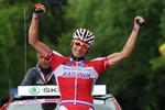 etapevinder. En fornem solopræstation gav russeren Maxim Belkov sejren på 9. etape. 