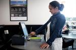 BIP-SELV. På Ørestad Bibliotek kan man låse sig ind med sit sundhedskort flere timer før og efter, at personalet møder - til stor ros fra brugerne, siger en af bibliotekarerne. 