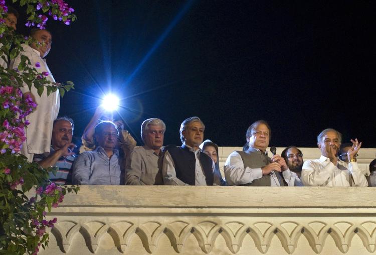 Vinder. Nawaz Sharif, der har været Pakistans premierminister to gange tidligere, er udråbt som den foreløbige vinder af valget. 