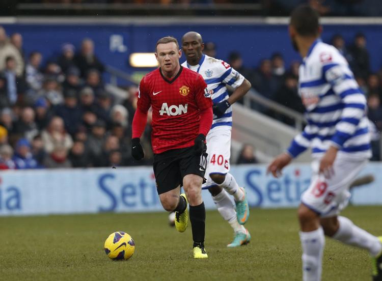 utilfreds. Wayne Rooney (midt) har ikke vist den store gnist for Manchester United på det seneste, hvor stjernen også flere gange er blevet holdt uden for truppen. 