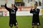 TEORETISK. Det kræver seks point og en hulens masse mål, hvis Daniel Pedersen og Ari Mohr Vidarsson skal redde Silkeborg fra nedrykning. 