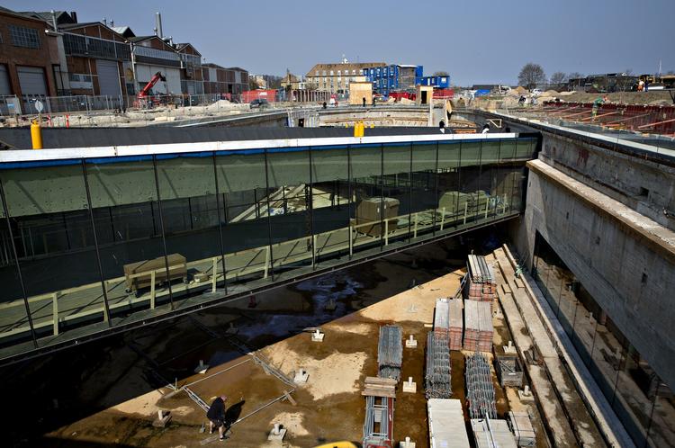 Skandale. Flere år inden man gik i gang med at bygge M/S Museet for Søfart på havnefronten i Helsingør, blev museet tydeligt advaret imod at gå i gang uden at have midler på plads til at drive museet. 