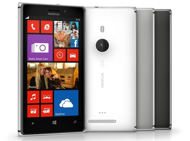 TYNDERE. Den nye Nokia Lumia 925 er ikke en genopfindelse af sin populære forgænger. Men den har smidt næsten 25% af vægten og er ikke længere lavet i ren plastik. 