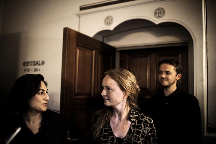 Protest. Ninna Thomsen (i midten) bebuder, at hun vil se bort fra ændringerne, som den nye offentlighedslov måtte bringe. 