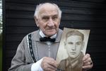 SOLDAT. Wilhelm Kraft fik aldrig at vide, hvorfor han skulle grave tre store huller. 