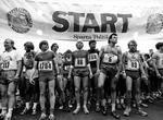 Marathonmode. 'Wifebeaters' og 'ballcrusher-shorts' var hotteste løbemode i 1982. I dag er der mere mode og hightech-materialer i løbebilledet. 