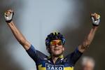 doping-relateret. Roman Kreuziger krydser målstregen som vinder af årets Amstel Gold Race. 