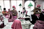 Aftale. Regeringen og den danske tøjbranche indgik fredag en partnerskabsaftale, der fremover skal sikre bedre vilkår for tekstilarbejdere i Bangladesh. 