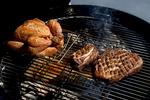 GRILLVIN. Blandt ugens tilbud finder du en flaske, der egner sig godt til grillbøffer. 