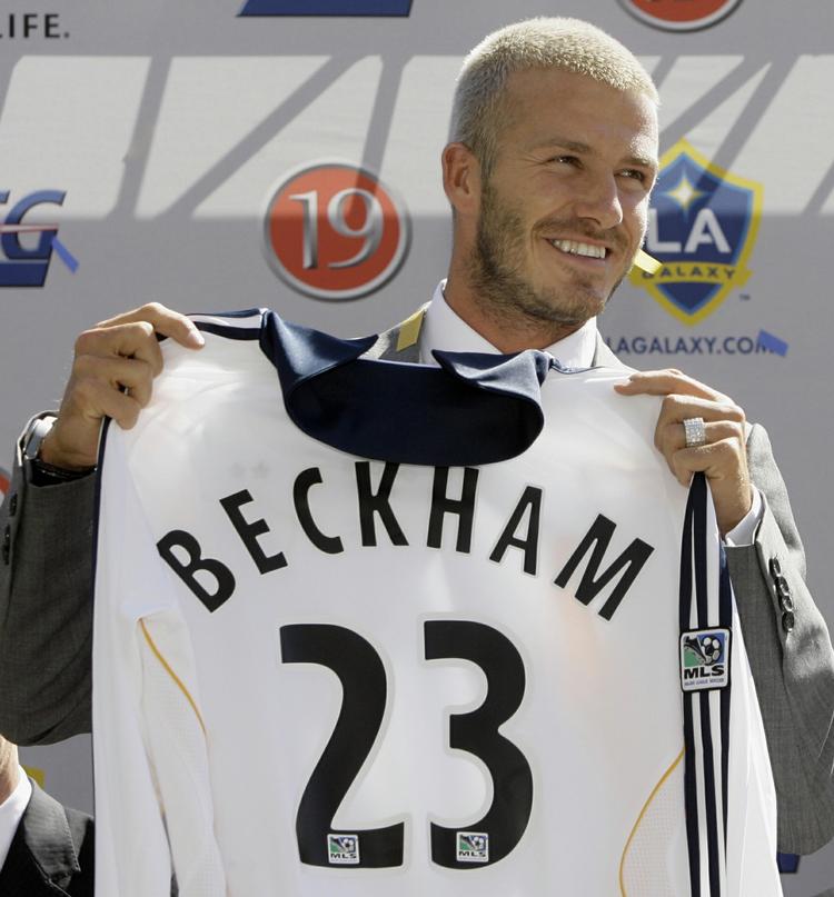 ambitioner. David Beckham holder trøjen op, da han i 2007 skiftede til LA Galaxy i den amerikanske liga. 