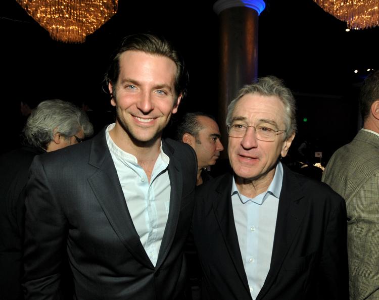 Film. Bradley Cooper, her i selskab med Robert DeNiro, skal spille en Michelin-kok i ny film med titlen 'Chef'. 