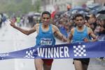 Vinder. De marokkanske favoritter tog toplaceringerne ved årets marathon i København. Foto: Jens Dresling. 