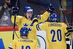 Sejt. Det er niende gang, at Sverige bliver verdensmestre i ishockey. 