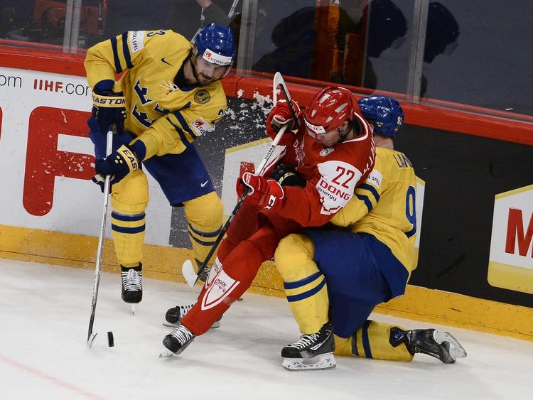 Broderslagsmål. Danmark og Sverige tørner også sammen ved VM i 2014. I år tabte Danmark i gruppespillet med 4-2. 