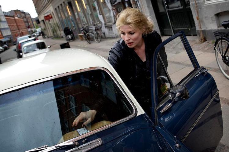 Transport. 33-årige Cecilie Stenspil har en Volvo fra 1965. 