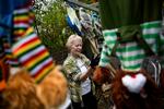 Overlever. 72-årige Kirsten Larsen er en af de patienter, der er sluppet af med sin kræftsygsom efter ernæringsterapi. Foto: Per Folkver 