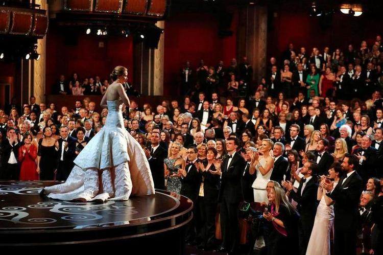 forgudet. alle elsker Jennifer Lawrence - også Michael Bo. 