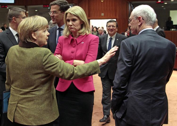 Snyd. Hvis EU får gjort noget ved skattesnyd og skattely, kan Helle Thorning meget vel komme hjem fra Bruxelles med langt mere den milliard kroner, hun sikrede Danmark i rabat på EU-kontingentet, skriver Kristian Weise. 