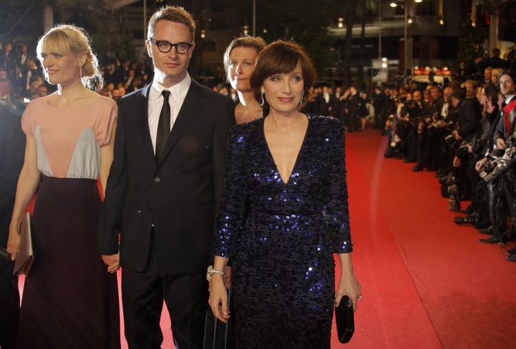 Kristin Scott Thomas, Nicolas Winding Refn med hustruen Liv Corfixen på den røde løber. 