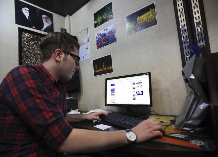 Gebyrsænkning. Ifølge FDIH lægger danskerne 20 procent af deres internethandel i udenlandske butikker. Her spiller prisen en afgørende rolle, lyder det. 
