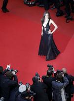 Fotomodel - og Ronaldos kæreste -  Irina Shayk på den røde løber. 