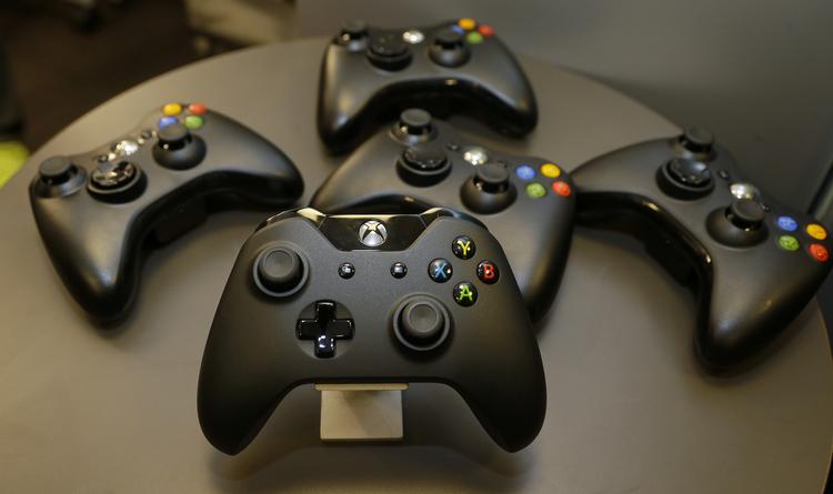FREMAD. Den nye Xbox One kan ikke håndtere dine gamle Xbox 360-spil, så lad være med at smide den gamle boks ud, hvis du køber den nye. (Foto: Microsoft) 