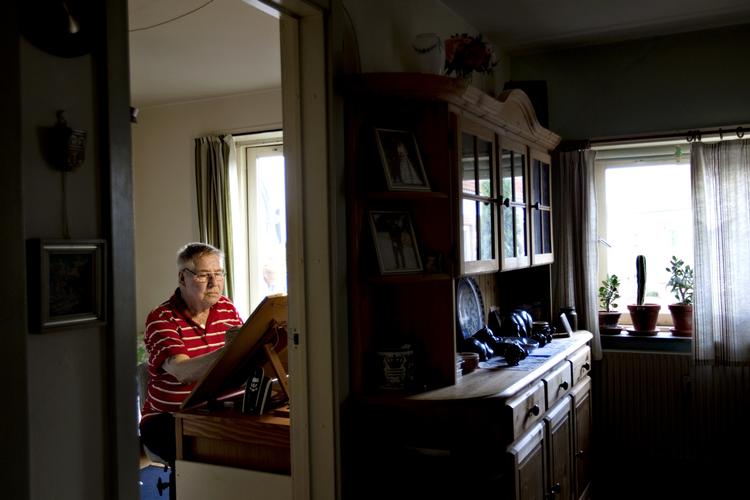 BORTDØMT. 77-årige Svend Erik Hansen er en de borgere, der i 2010 fik frataget sin hjemmehjælp på grund af besparelser i Køge Kommune. 