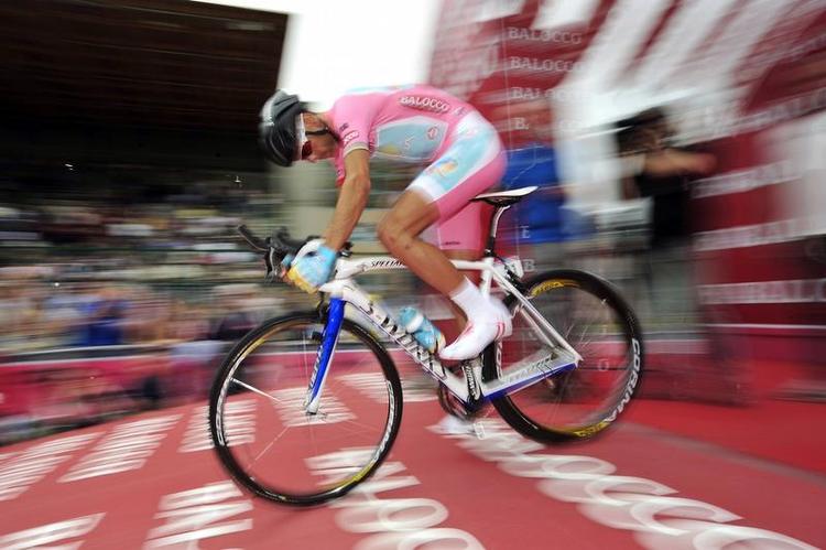 Vinder. Både på cyklen og når han optræder uden for konkurrence har Vincenzo Nibali dokumenteret, at han rummer det stof, stjerner skabes af.