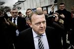 Afhøring: Lars Løkke Rasmussen  (V) fik afhøring i statsløsekommission udsat under påskud af, at han skulle på rejse. Men Løkke var herhjemme. Her er han dog på vej til afhøring i skattesagskommissionen. 